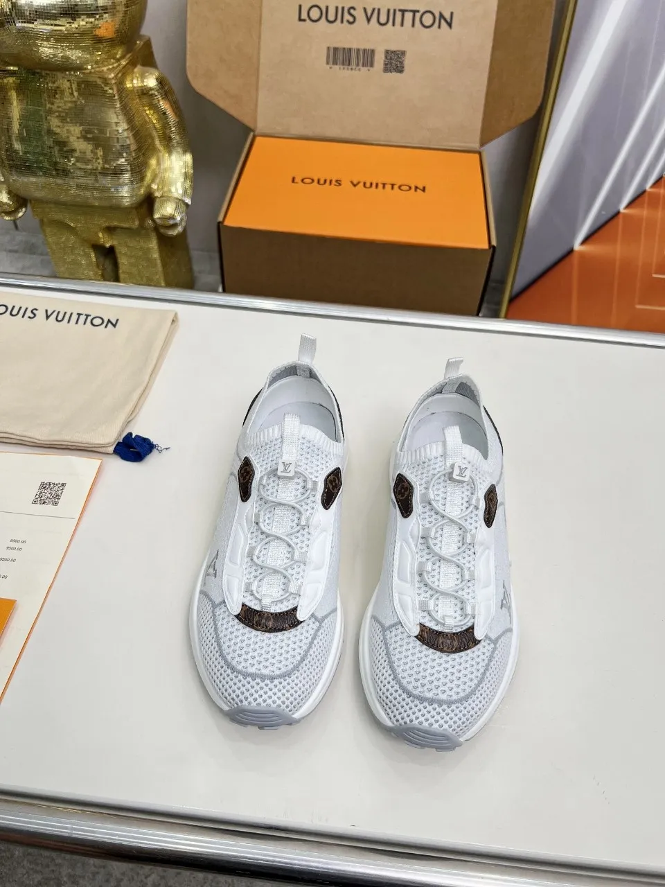 Men's Men's Shoes💰540 Men's and Women's LV Olym Men's Shoes💰ia sneakers are knitted technical fabric body with Monogram canvas trim, elastic laces and pull tabs for easy on and off, and light outsoles embellished with Monogram flowers for a comfortable and elastic wearing experience. Knitted technical fabric shoelaces, Louis Vuitton elements 35-45 (34*45*46* custom-made, non-refundable and non-exchangeable)